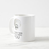 Grote broer kijkt naar je koffiemok (Voorkant links)