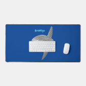 Grote cartoon van de zeeduivel bureaumat (Keyboard & Muis)