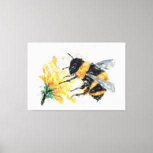 Grote honingbij verzamelt stuifmeel van bloem canvas afdruk