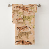 Grote katten op peach poka dots bad handdoek (Insitu)