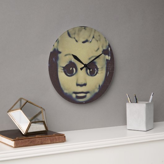 grote klok met gehakte pop (Kantoor)