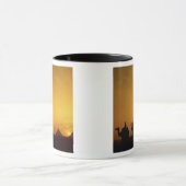 Grote Pyramiden van Giza, Egypte op zonsondergang Mok (Midden)