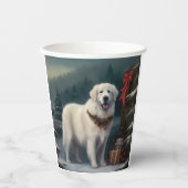 Grote Pyreneeën Hond in Sneeuw Kerstmis Papieren Bekers (Voorkant)
