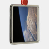 Grote schuine scène metalen ornament (Rechts)