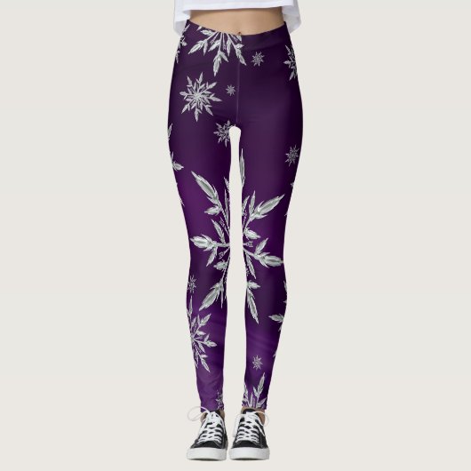 Grote Sparkly Silver Snowflakes op Paars Leggings (Voorkant)