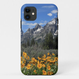 Grote Teton met Gele Bloemen iPhone 11 Hoesje