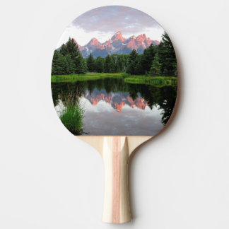 Grote Teton reflecteert over de Beaver-obligatie Tafeltennisbatje