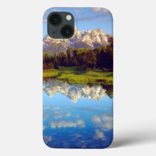 Grote Tetons die in de Snake-rivier reflecteren iPhone 13 Hoesje