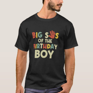 Grote zus van de verjaardag jongen hi vijf jaar ou t-shirt