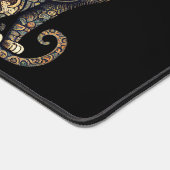 Group of Cats in Victorian Wallpaper Style Bureaumat (Hoek)