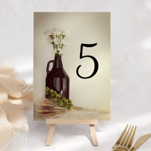 Growler, Hops en Daisies Brewery Wedding Table Nu Kaart