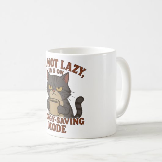 Grumpy Black Cat Mug – Energy-Saving Mode Quote (Devant droit)
