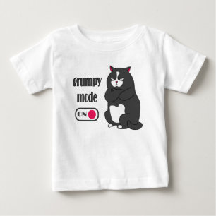 Grumpy mode op een rare vetkat