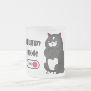 Grumpy mode op een rare vetkat matglas koffiemok