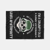 Grumpy Old Army Veteran Funny Veteran T-Shirt Fleece Deken (Voorkant (Horizontaal))