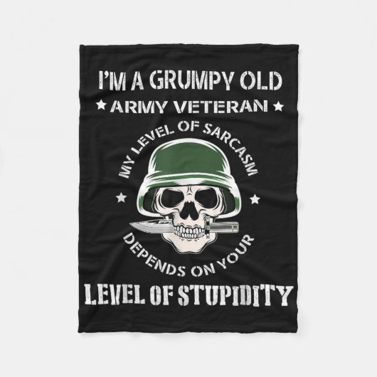 Grumpy Old Army Veteran Funny Veteran T-Shirt Fleece Deken (Voorkant)