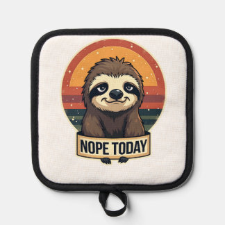 Grumpy Sloth Vintage Funny Retro Shirt Design Pannenlap