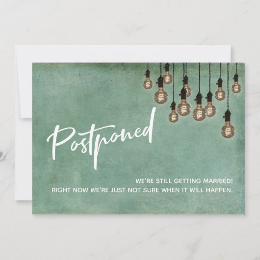 Grunge Groene Edison Lights Uitgestelde bruiloft K Kaart (Voorkant)