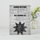 Grunge Schedel Bachelorfeest Uitnodiging, Zwart Kaart (Staand voorkant)