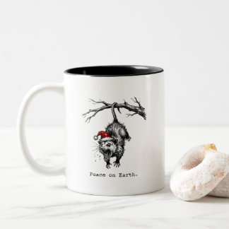 Grungy Opossum Silent Scream Peace on Earth Tweekleurige Koffiemok