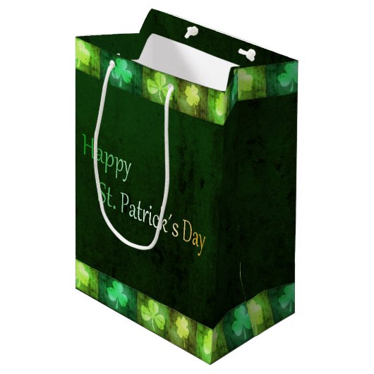 Grungy St. Patrick's Day Shamrocks Medium Gift Bag Medium Cadeauzakje (Voorkant Gekanteld)