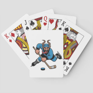 Gruselige Krampus die ijshockeysport speelt Pokerkaarten