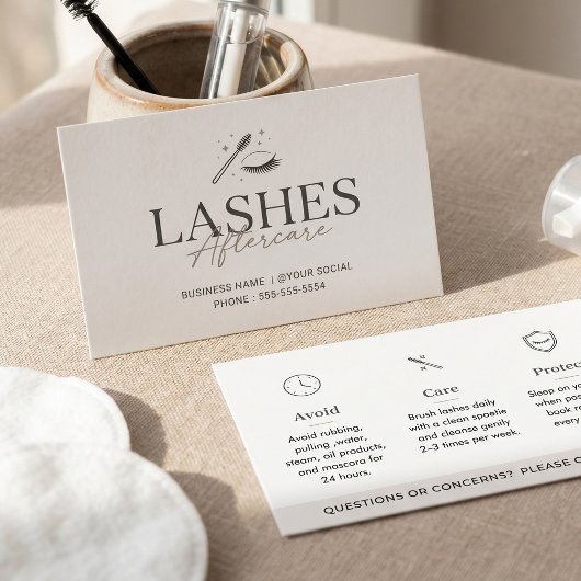 Guide de soins après-cils neutre et minimal