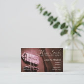 GUITAR Burgundy Carte de visite rose V2.0 (Debout devant)