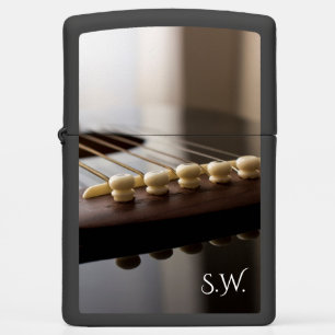 Guitar foto met monogram initiaal