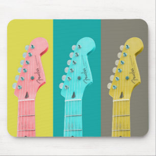 Guitar Girl modern pastel kleurrijke muziek Muismat