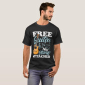 Guitar No Strings Attached for a Guitarist T-shirt (Voorkant volledig)