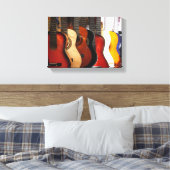 Guitares en toile enveloppée (Insitu(Chambre))