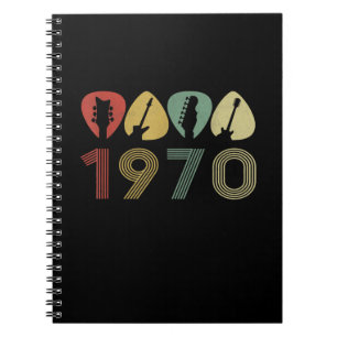 Guitarist Pick 1970 Guitarist Birthday Notitieboek