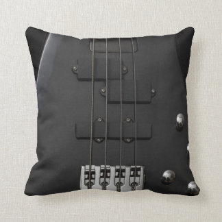 Guitbassin zwart kussen
