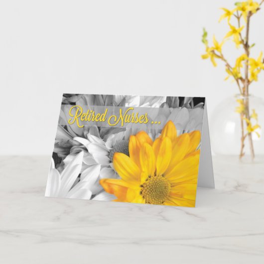 Gulden Gerbera Daisy op zwarte dag in ruste Kaart (Gele Bloem)