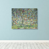 Gustav Klimt Apple Tree Canvas Afdruk (Insitu (Houten vloer))