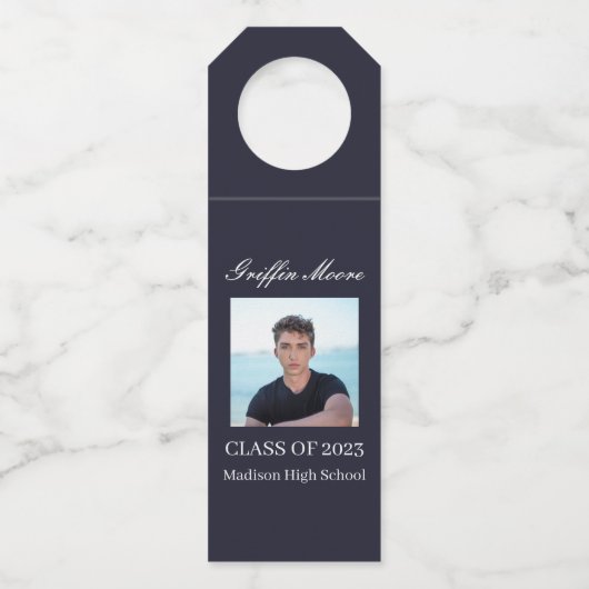 Guy Afstudeerder Modern Afstuderen Aangepaste foto Flessenhanger (Voorkant)