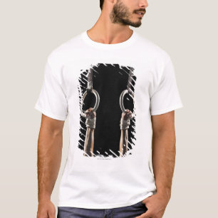 Gymnast die van ringen 2 zwemt t-shirt