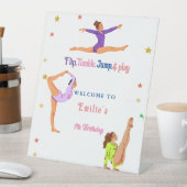 Gymnastiek springen Cartwheels meisje geboorte wel Reclamebord Met Voetstuk (Insitu)