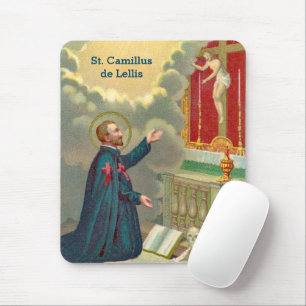 H. Camillus biddend voor een crucifix (M 020) Muismat