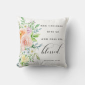 Haar kinderen staan op en noemen haar naakte piloo kussen (Voorkant)