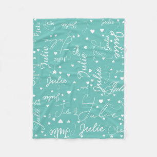 Haar naam en harten over licht-blauwgroen fleece deken