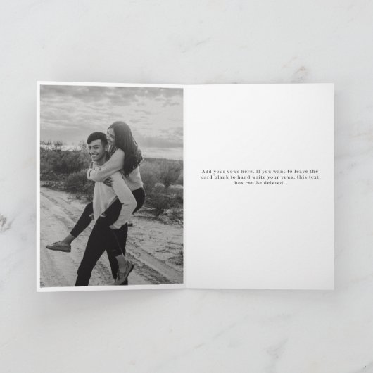 Haar Vows Card Minimalist Script Maroon Kaart (Binnen)