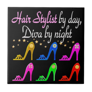 HAARSTYLIST PER DAG DIVA PER NACHT TEGELTJE