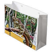 hagedis op een tak groot cadeauzakje (Voorkant Gekanteld)