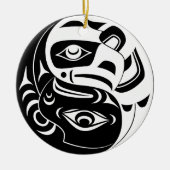 Haida Thunderbird Zwarte en Witte Adelaar Cirkel Keramisch Ornament (Voorkant)