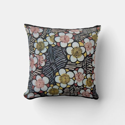 HAIKU/BLACK WHITE PINK YELLOW SPRINGSTROMEN KUSSEN (Voorkant)