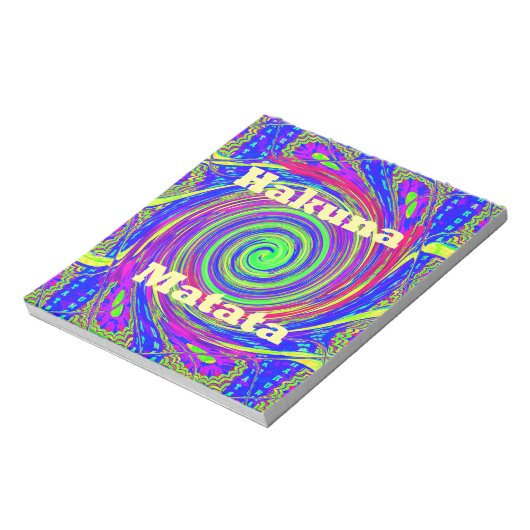 Hakuna Matata – Whirl Design met levendige kleuren Notitieblok (Gedraaid)