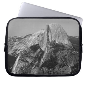 Half Dome is een bekende eigenschap in Yosemite Laptop Sleeve
