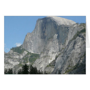 Half Dome vu de côté dans le parc national de Yose